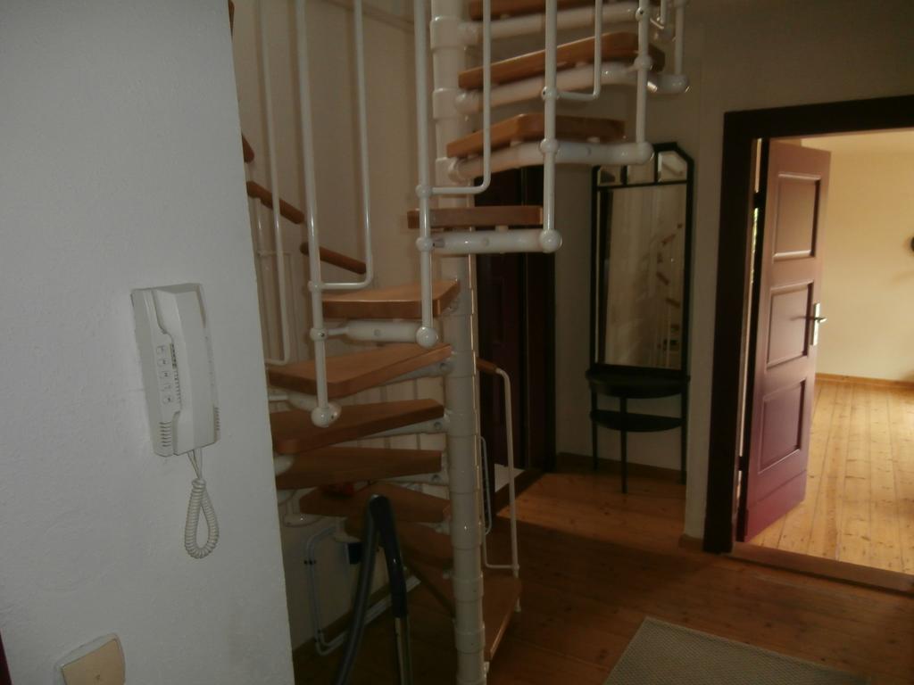 Ferienwohnung Saaleblick Halle  ภายนอก รูปภาพ