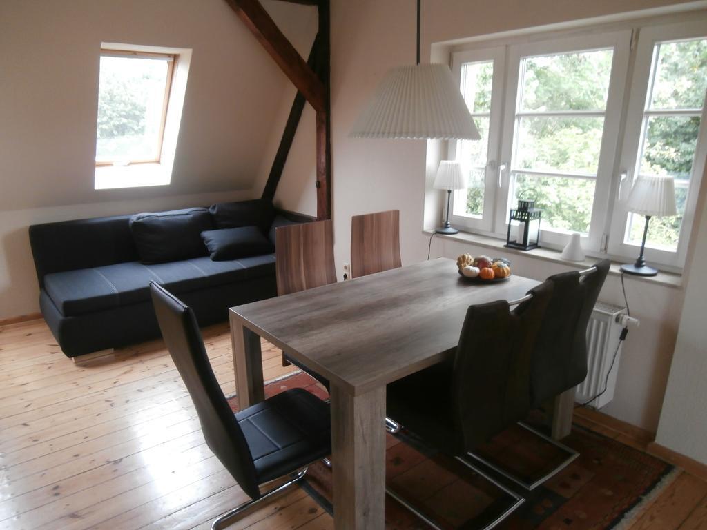 Ferienwohnung Saaleblick Halle  ภายนอก รูปภาพ