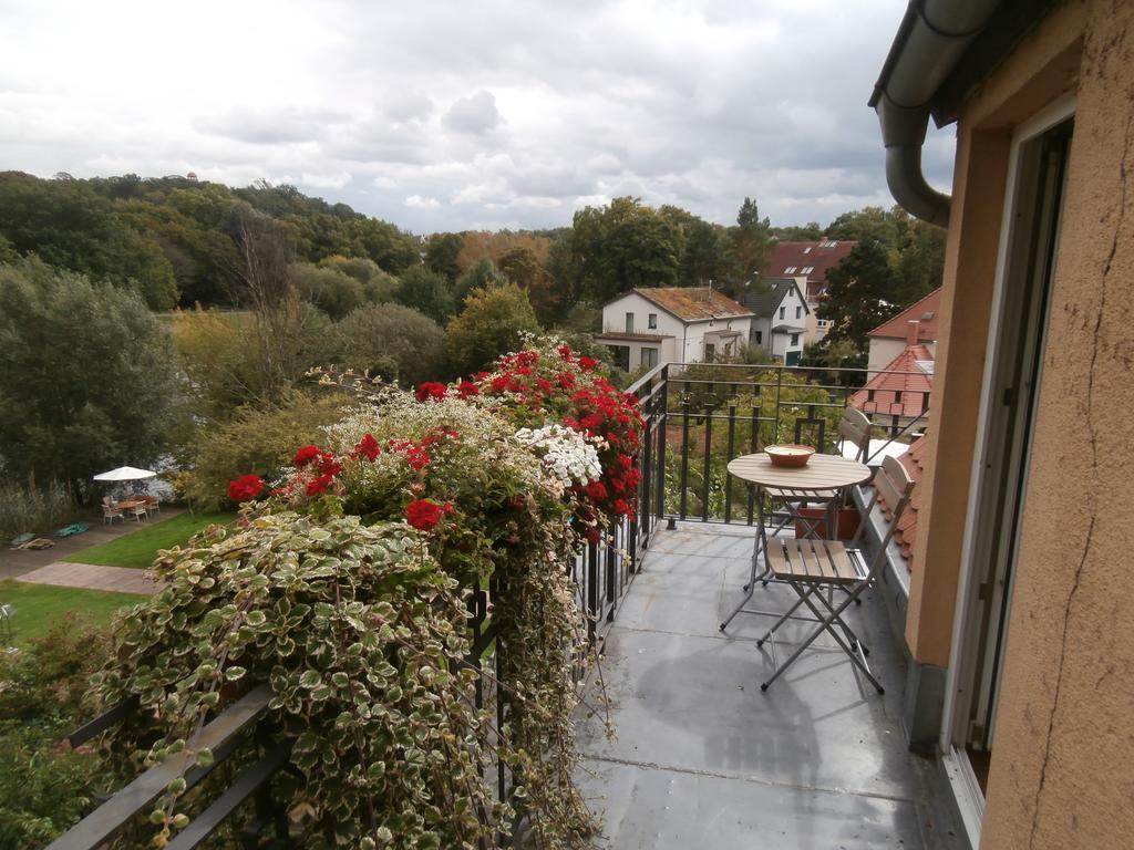 Ferienwohnung Saaleblick Halle  ภายนอก รูปภาพ