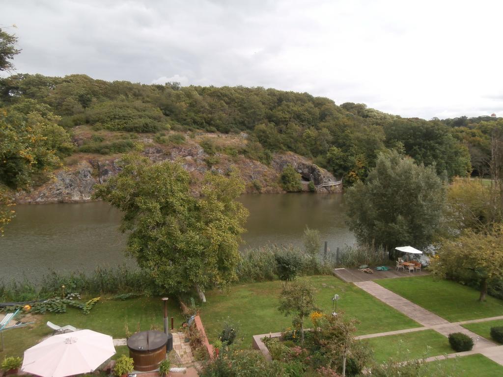 Ferienwohnung Saaleblick Halle  ภายนอก รูปภาพ