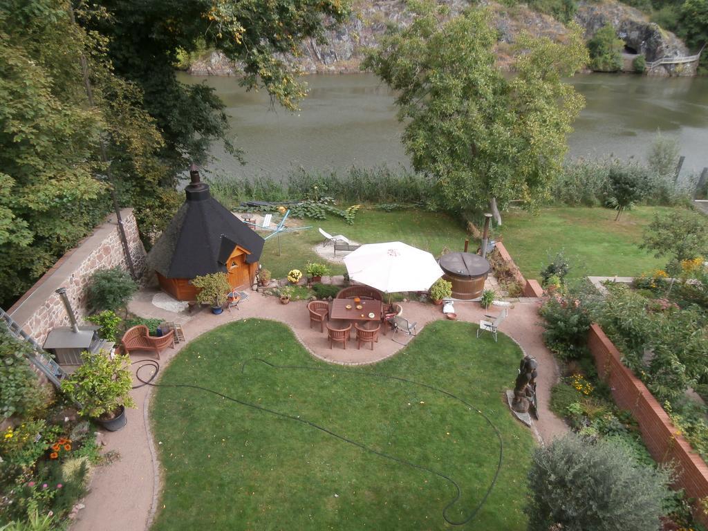 Ferienwohnung Saaleblick Halle  ภายนอก รูปภาพ